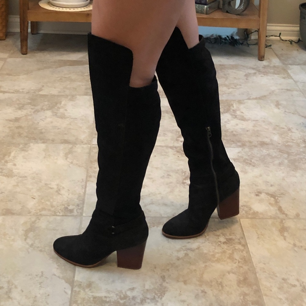 KORK-EASE Knee high boots!